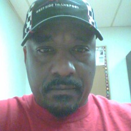 Aaron Pendleton Photo 9