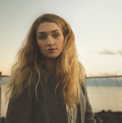 Emily Kirsch Photo 27
