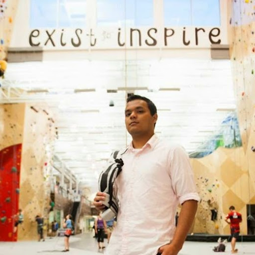 Jonathan Lin Photo 36