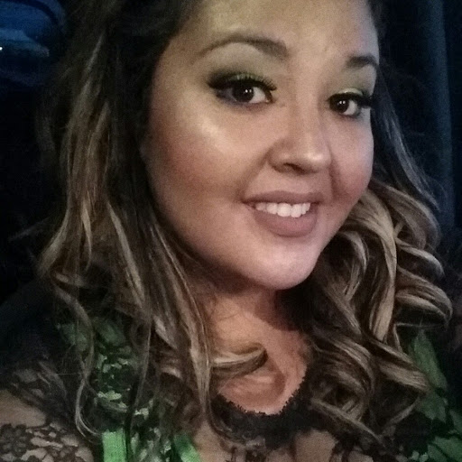 Susie Ruiz Photo 28