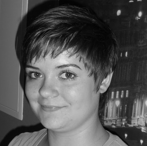 Anne Michels Photo 10