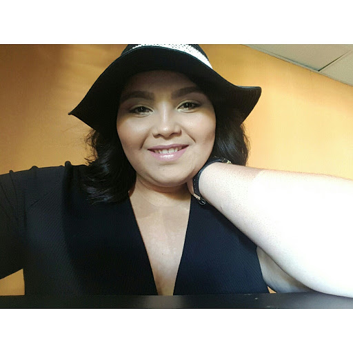 Allison Molina Photo 5