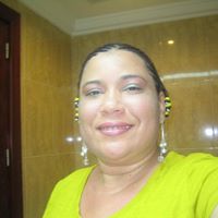 Ana Henriquez Photo 33