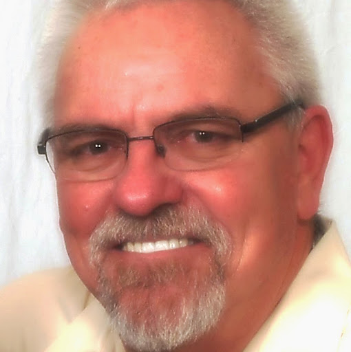 Tony Holcomb Photo 4