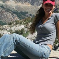 Jennifer Vargas Photo 36
