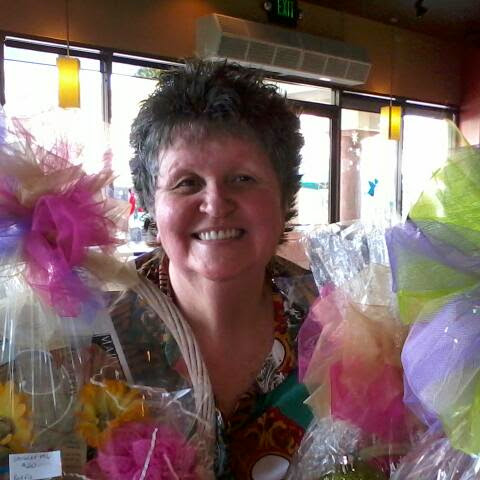 Linda Wallace Photo 20