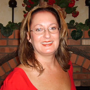 Nicole Pfeiffer Photo 29
