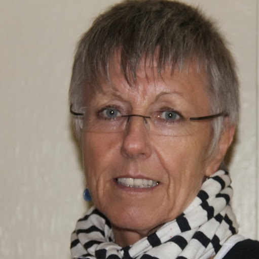 Beverly Curry Photo 32