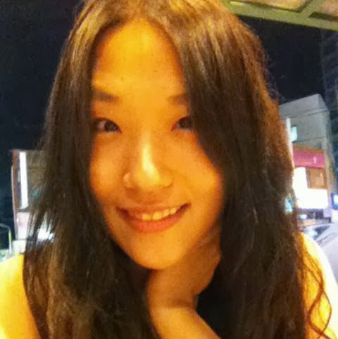 Monica Lee Photo 30