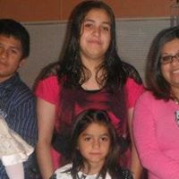Dora Robles Photo 15
