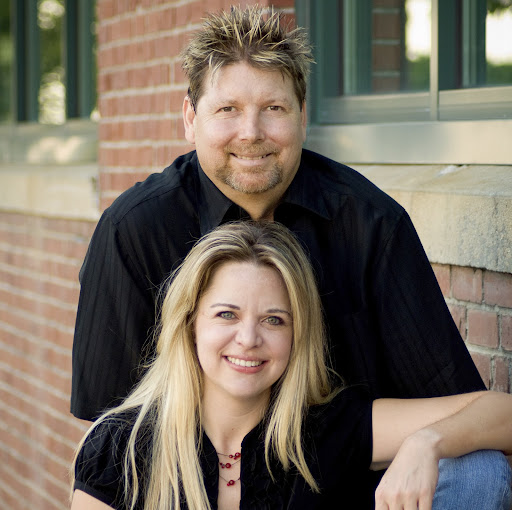 Erica Larson Photo 19