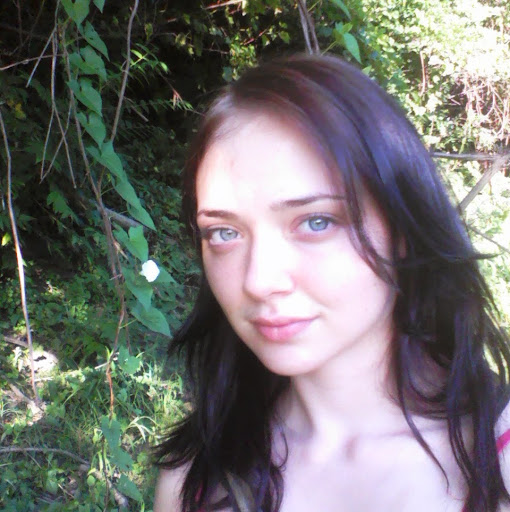 Rebecca Treadwell Photo 17