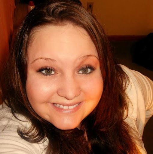 Erica Hines Photo 39