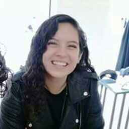 Andrea Anaya Photo 24