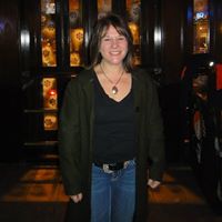 Elizabeth Hunt Photo 42