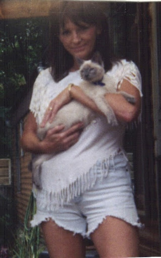 Sandy Oliver Photo 16