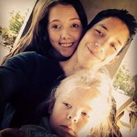 Megan Lyon Photo 7