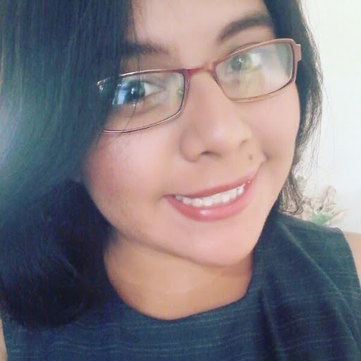 Itzel Morales Photo 23