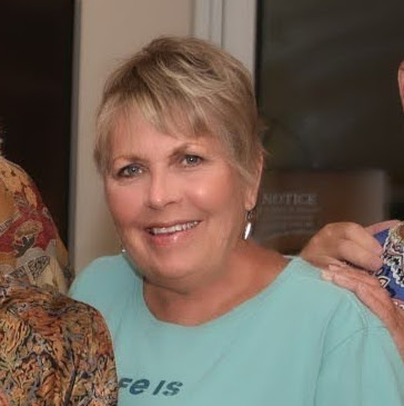 Nancy Reeves Photo 30