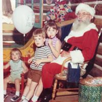 Julie Hollingsworth Photo 30