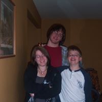 Julie Gunderson Photo 11