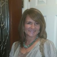 Michelle Maier Photo 32