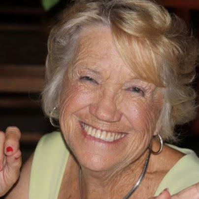 Janet Ward Photo 11