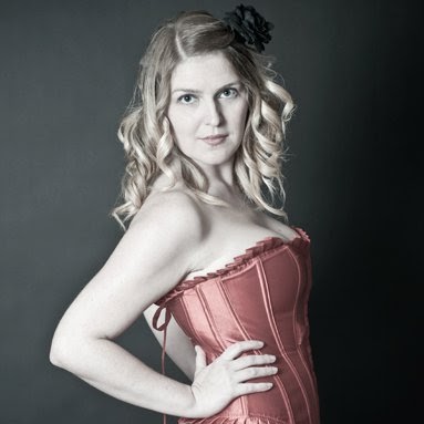 Crystal Griffin Photo 36