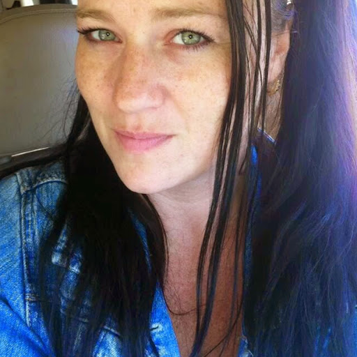 Sherry Simpson Photo 42
