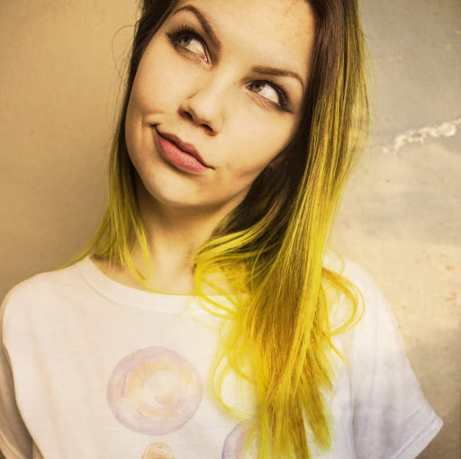 Heather Martin Photo 22