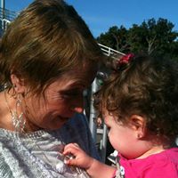 Catherine Dyer Photo 32