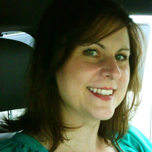 Julie Hyland Photo 25