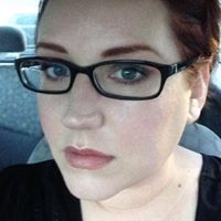 Elisabeth Miller Photo 41