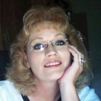 Michelle Meeks Photo 35