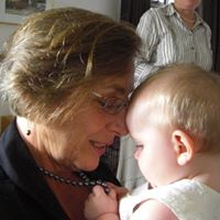 Alison Davies Photo 33