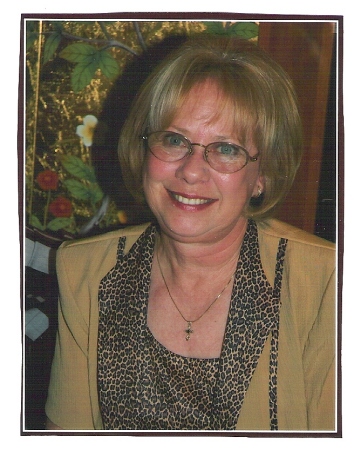 Mary Lawson Photo 35