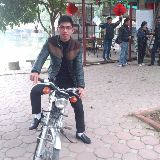 Hung Hoang Photo 29