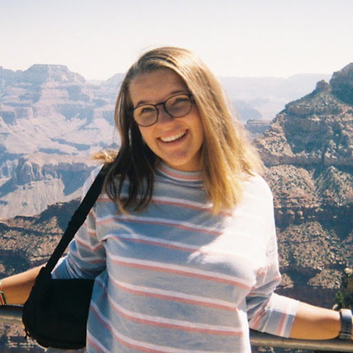Katie Nicholas Photo 14