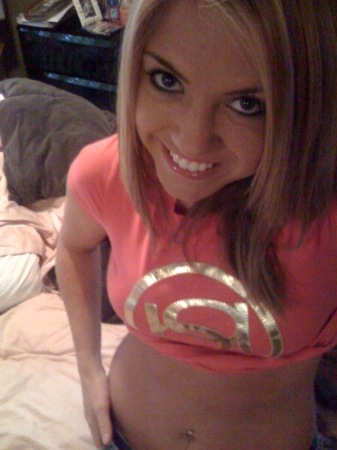 Andrea Larsen Photo 7