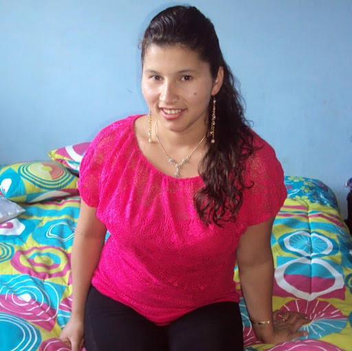 Jessica Ponce Photo 12