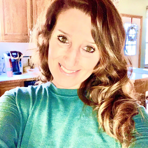 Angela Minard Photo 14
