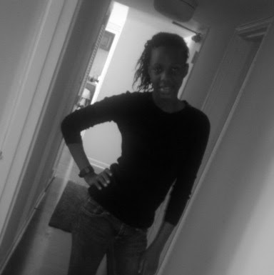 Alexis Banks Photo 16
