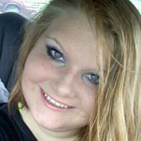 Renee Bennett Photo 19