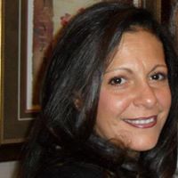 Suzanne Capuano Photo 4