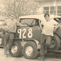 Danny Wolfe Photo 44