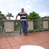 Robin Delaney Photo 17