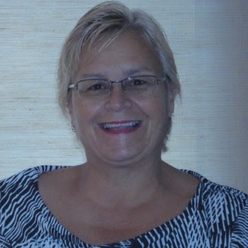 Lori Savage Photo 20