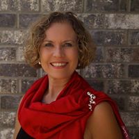 Elizabeth Hodges Photo 34