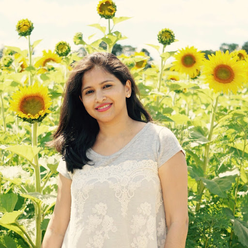 Pooja Desai Photo 32