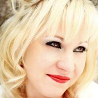 Sandra Hooper Photo 36